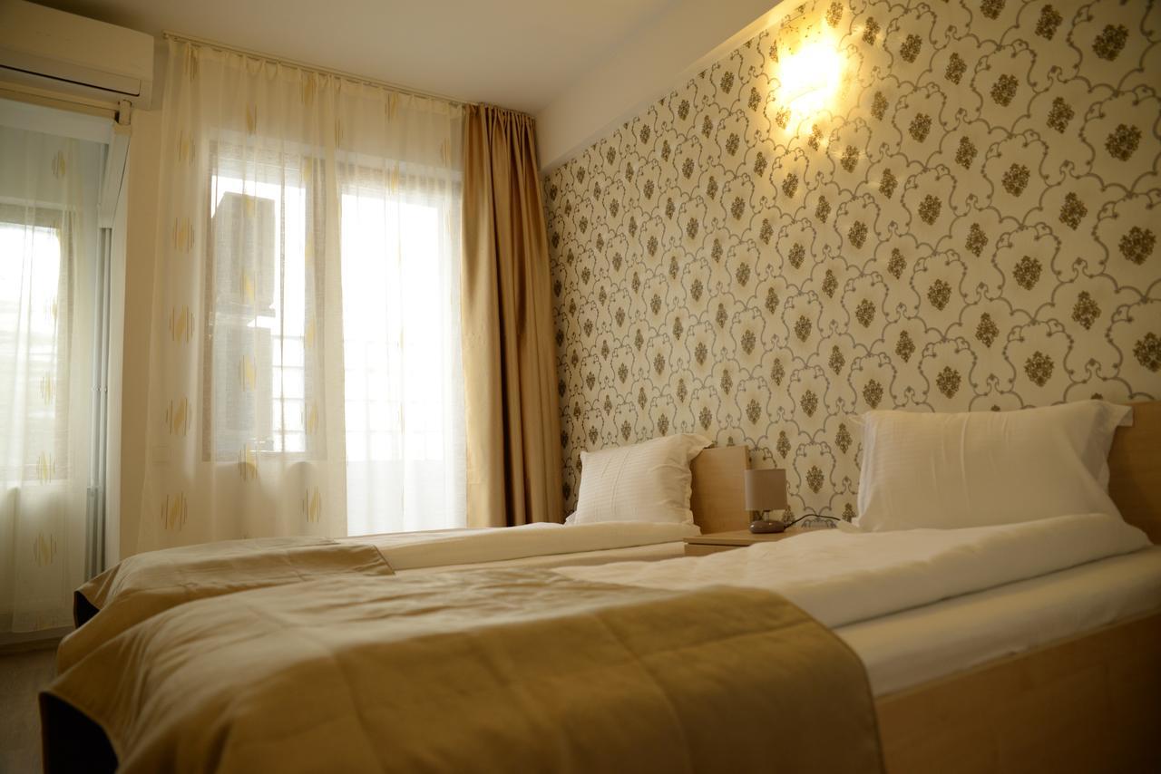 Hotel Story Targu Jiu Exterior photo